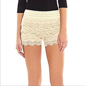 Jolt Tiered Crochet Lace Shorts. Size S